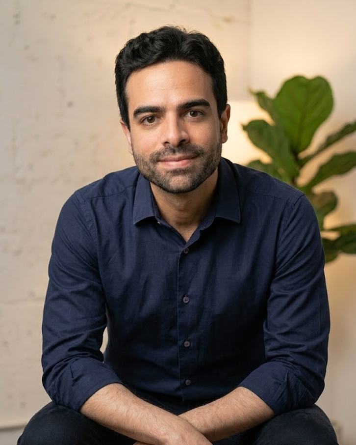 Psicólogo Francisco Moreira em consultório clínico de psicoterapia na Aldeota, Fortaleza CE
